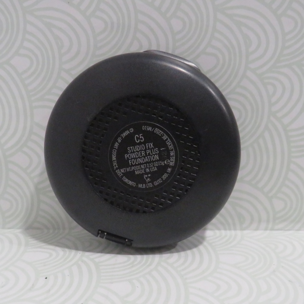 MAC COSMETICS💥STUDIO FIX POWDER PLUS FOUNDATION C5 0.52 OZ BOXED💥 - Picture 4 of 8